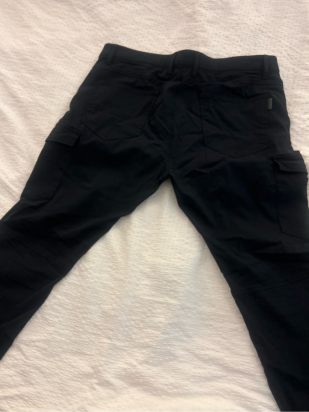Men's Black Cargo Pants - Classic Utility Style - Picture 3 of 4